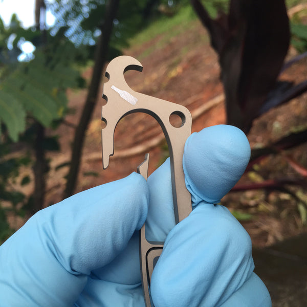 Dirte Knives - Titanium Knife - Honeycomb TiCK - Carabiner Open