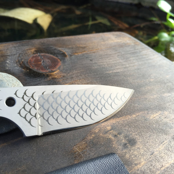 Dirte Knives - Titanium Knife - Scale Pattern TiCK - Front Blade Detail
