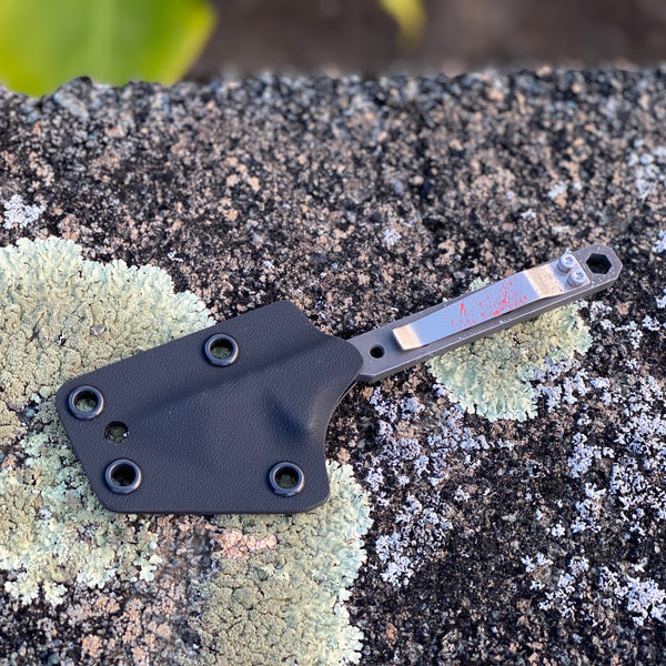 Dirte Pocket Scalpel Tanto
