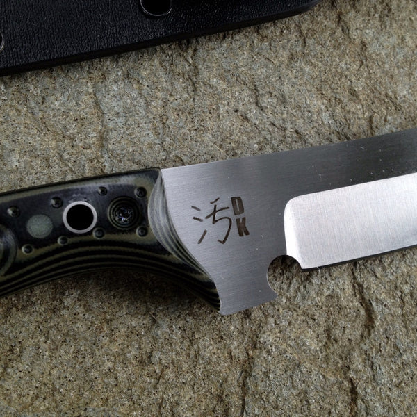 Dirte Knives - Tako Leg - Logo Detail